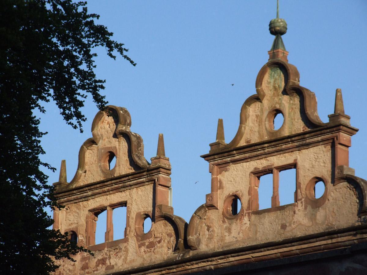 Giebel des Jagdschlosses von Kloster Hirsau