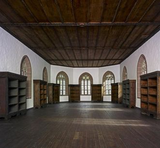 Bibliotheksaal in der Marienkapelle von Kloster Hirsau