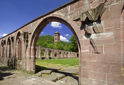 Kloster Hirsau, Ruinen mit Eulenturm; Foto: Staatliche Schlösser und Gärten Baden-Württemberg