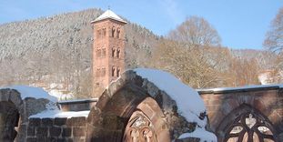 Südliche Klausur und Eulenturm von Kloster Hirsau
